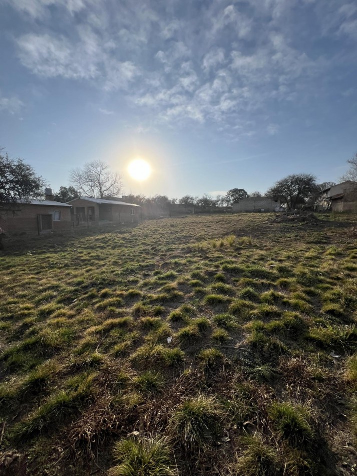 TERRENO EN SANTA MONICA 1500m2