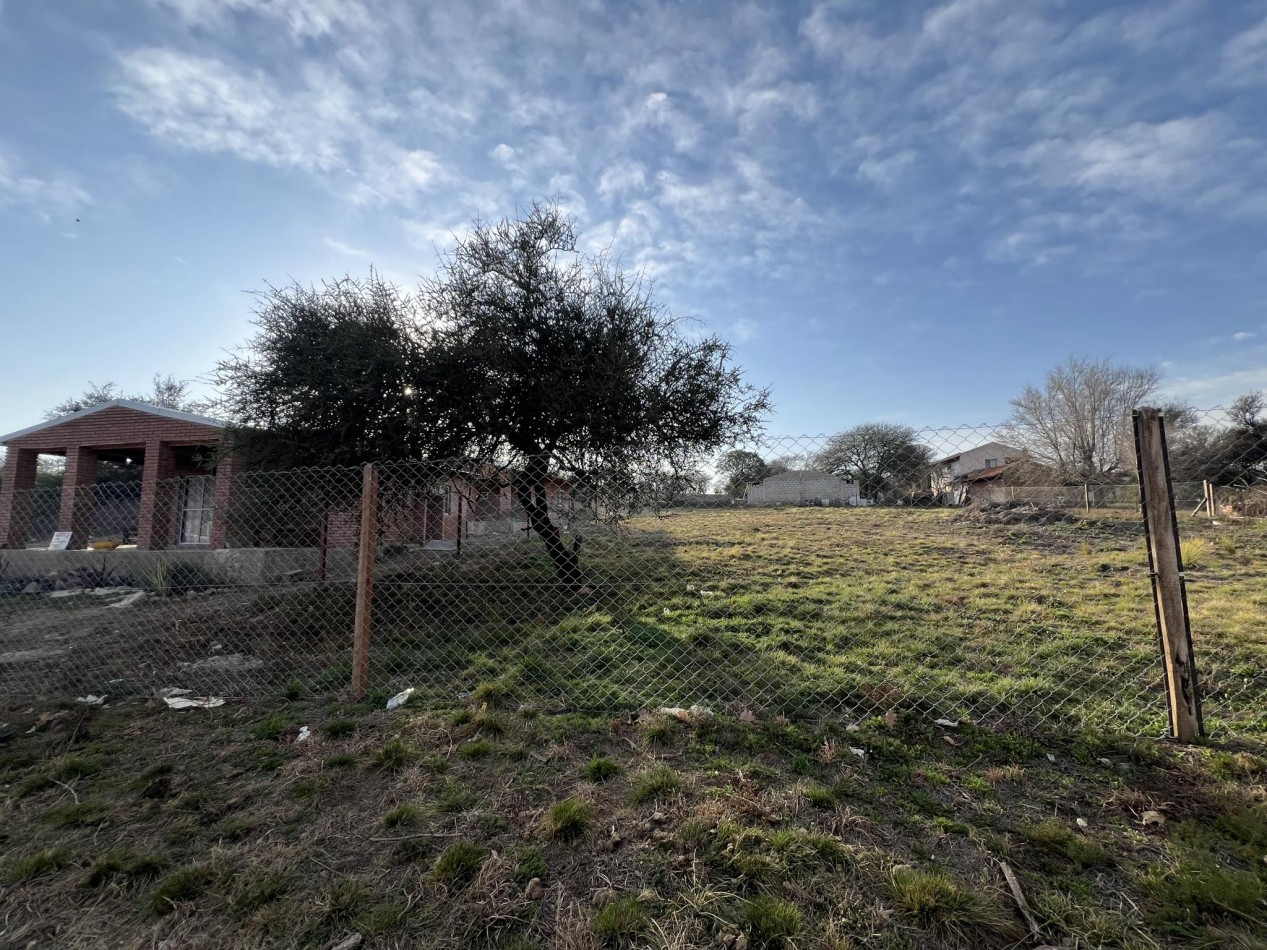 TERRENO EN SANTA MONICA 1500m2