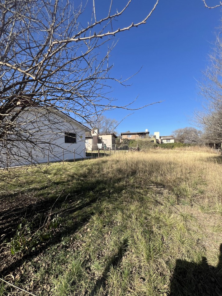 TERRENO EN BARRIO LA HUNGRIA