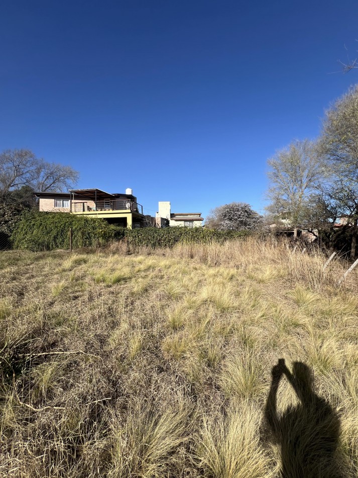 TERRENO EN BARRIO LA HUNGRIA