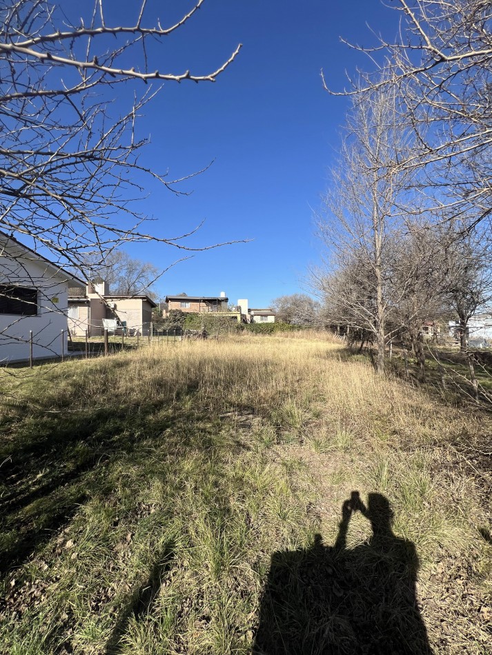 TERRENO EN BARRIO LA HUNGRIA