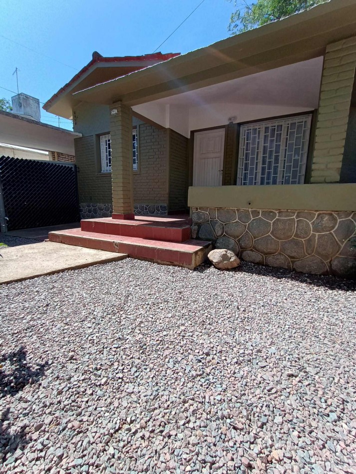 DOS VIVIENDAS BARRIO LAS FLORES