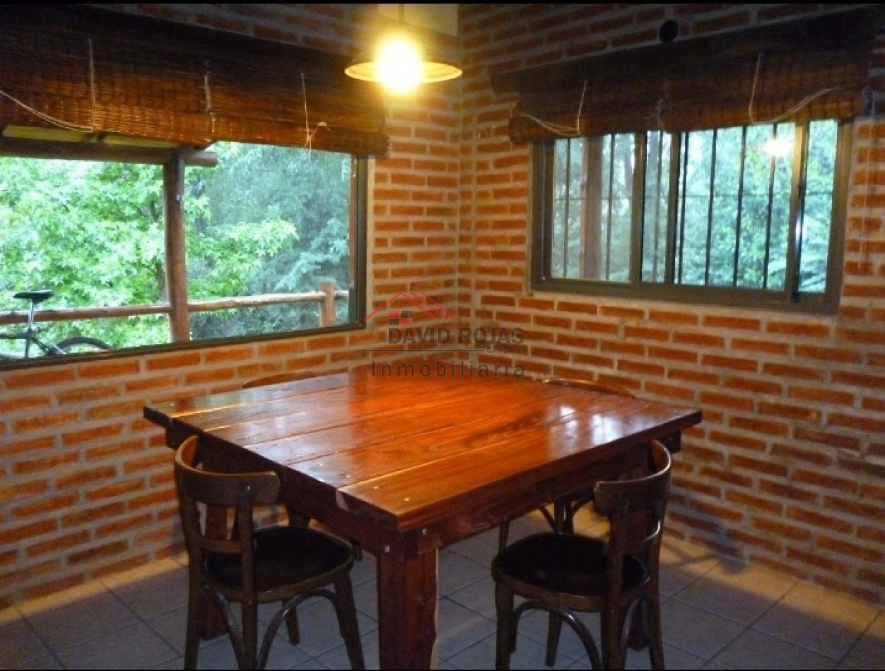 Casa con Pileta Villa Gral Belgrano