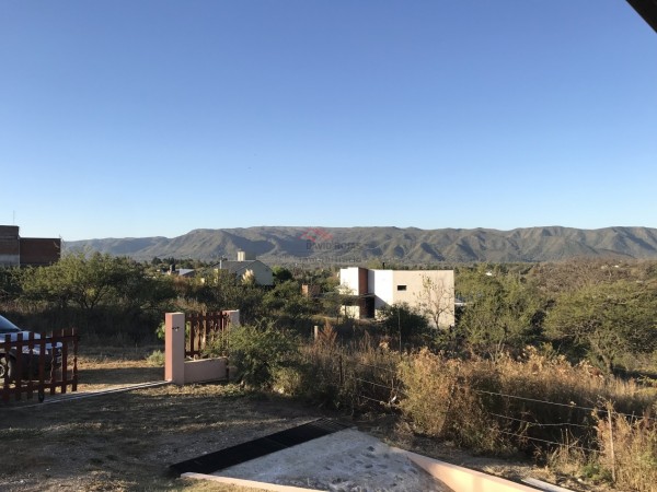 CASA A ESTRENAR BARRIO SANTA MONICA 