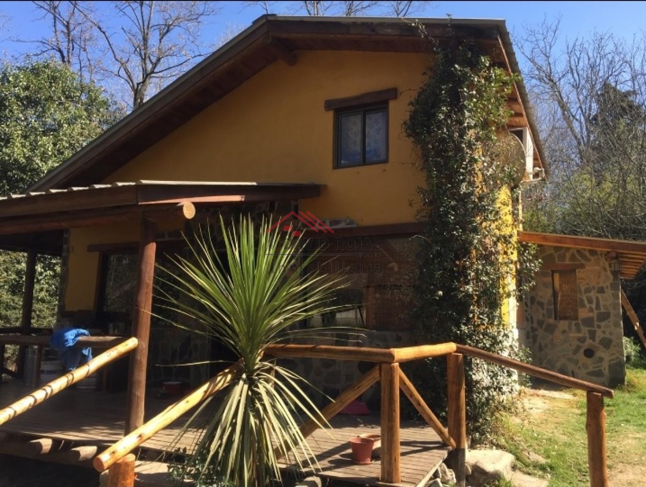 Casa con Pileta Villa Gral Belgrano