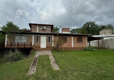 Vivienda -Villa Estrada- A una cuadra del rio Santa Rosa